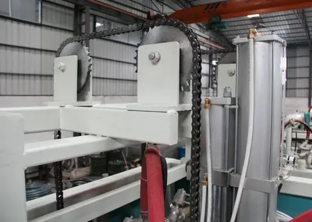 pulp molding machine