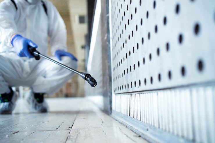 Commercial pest control in Irvine